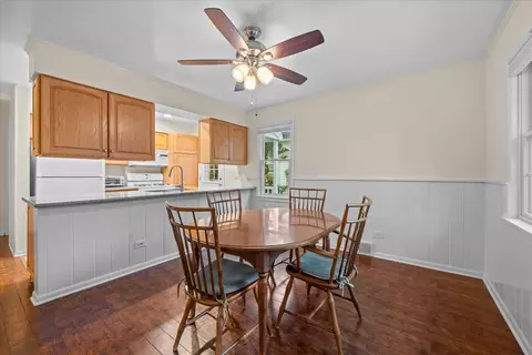 Dining - 1122 Osterman Ave, Deerfield, IL 60015 photo 1 of 2