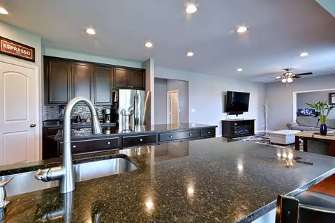 Kitchen - 1128 Kingsmill Dr, Algonquin, IL 60102 photo 5 of 5