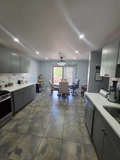 Kitchen - 14336 Drexel Ave, Dolton, IL 60419 photo 2 of 5