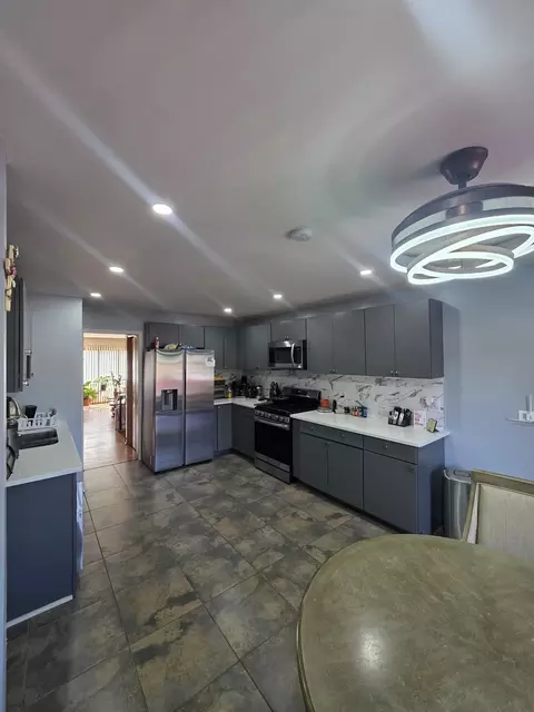 Kitchen - 14336 Drexel Ave, Dolton, IL 60419 photo 4 of 5