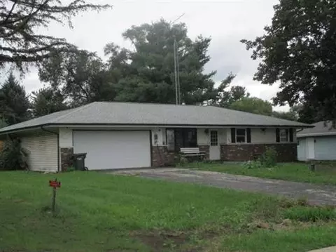 2735 Cascade Dr, Rockford, IL 61109