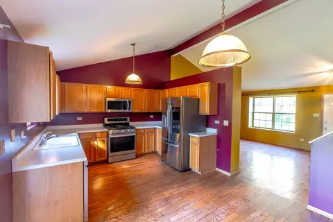 Kitchen - 5210 Pine Trails Cir, Plainfield, IL 60586 photo 2 of 2