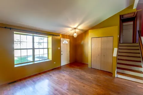 Living - 5210 Pine Trails Cir, Plainfield, IL 60586 photo 3 of 8