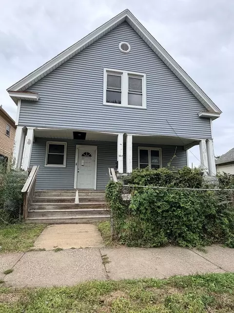 1612 W 3rd St, Davenport, IA 52802