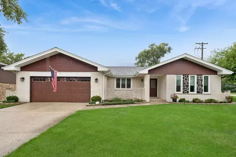 12006 Forestview Dr, Orland Park, IL 60467
