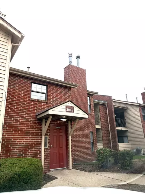 2048 N Rand Rd #202, Palatine, IL 60074