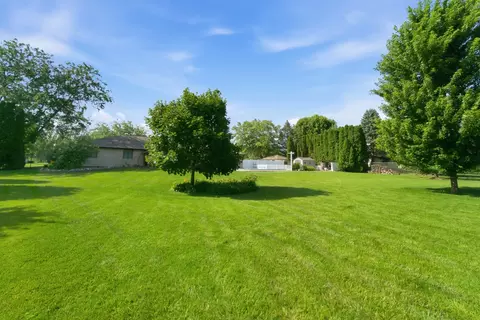 Exterior - 5794 E 107th Pl, Crown Point, IN 46307 photo 6 of 9