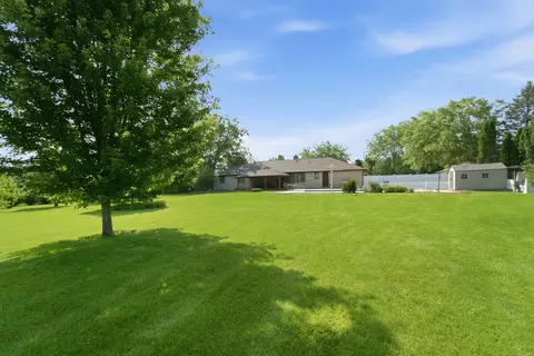 Exterior - 5794 E 107th Pl, Crown Point, IN 46307 photo 5 of 9