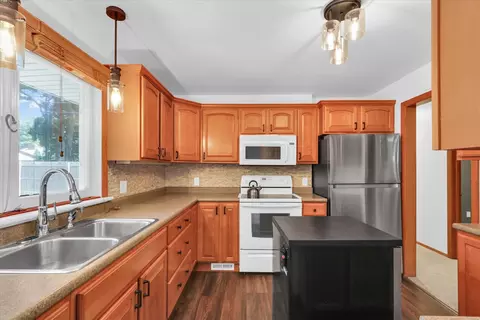 Kitchen - 1606 Normandy Dr, Champaign, IL 61821 photo 1 of 3