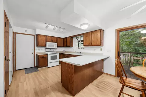 Kitchen - 3526 39th St, Moline, IL 61265 photo 1 of 3