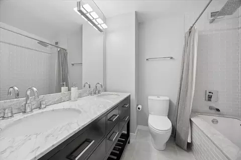 Bath - Undisclosed, Chicago, IL 60610 photo 2 of 2
