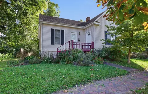 205 E Oregon St, Urbana, IL 61801