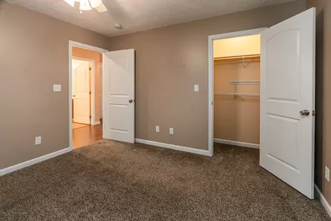 Bedroom - 1505 Dew Drop Dr, Marion, IL 62959 photo 4 of 6