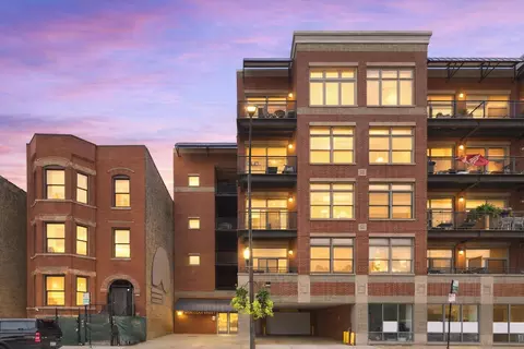 Other - 3260 N Clark St #304, Chicago, IL 60657 photo 4 of 4