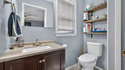 Bath - 1121 N State St, Bloomington, IL 61701 photo 2 of 2