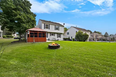 Exterior - 930 Ridgewood Dr, Cary, IL 60013 photo 7 of 11