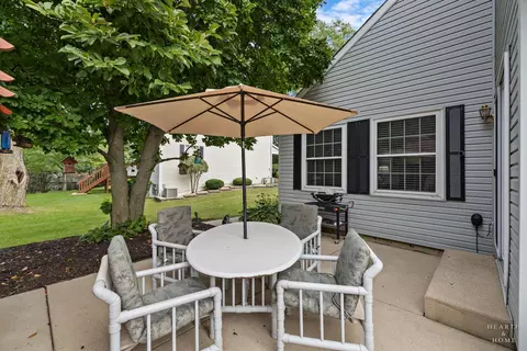 Exterior - 930 Ridgewood Dr, Cary, IL 60013 photo 4 of 11