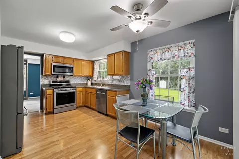Kitchen - 930 Ridgewood Dr, Cary, IL 60013 photo 1 of 5