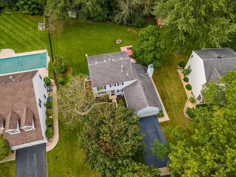 View/Area - 930 Ridgewood Dr, Cary, IL 60013 photo 6 of 6