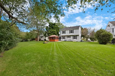 Exterior - 930 Ridgewood Dr, Cary, IL 60013 photo 8 of 11