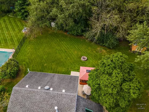 View/Area - 930 Ridgewood Dr, Cary, IL 60013 photo 1 of 6