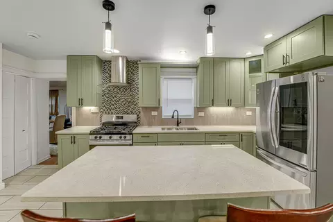 Kitchen - 15341 Afton Ave, Markham, IL 60428 photo 5 of 5