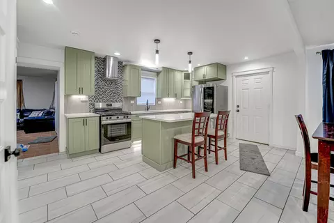 Kitchen - 15341 Afton Ave, Markham, IL 60428 photo 4 of 5