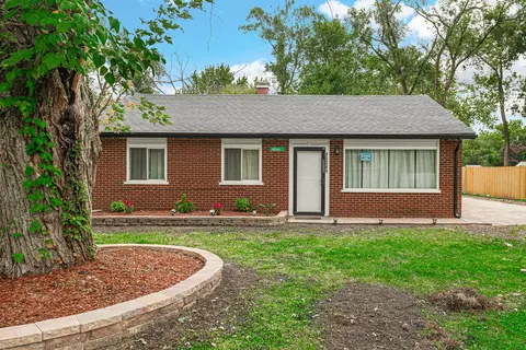 Exterior - 15341 Afton Ave, Markham, IL 60428 photo 2 of 5