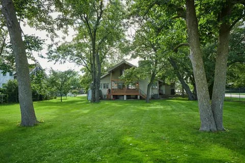Exterior - 9041 Delphia Ave, Des Plaines, IL 60016 photo 2 of 5