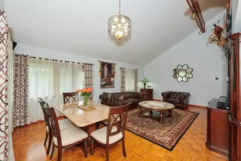 Dining - 9041 Delphia Ave, Des Plaines, IL 60016 photo 1 of 3