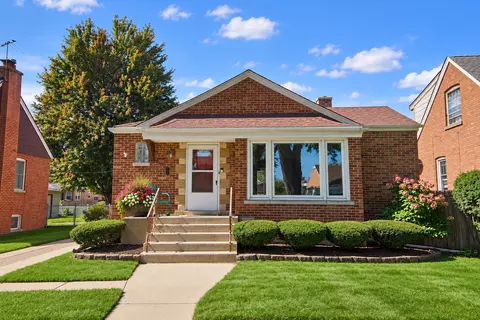 9932 S Homan Ave, Evergreen Park, IL 60805