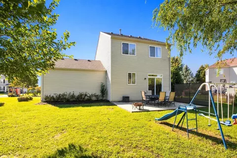 Exterior - 347 Coneflower Dr, Minooka, IL 60447 photo 4 of 5