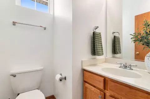 Bath - 347 Coneflower Dr, Minooka, IL 60447 photo 3 of 3
