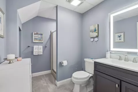 Bath - 1215 53rd St, Moline, IL 61265 photo 4 of 4