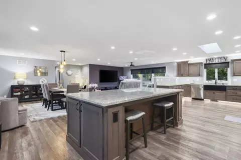 Kitchen - 1215 53rd St, Moline, IL 61265 photo 3 of 6
