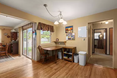 Entry Way - Undisclosed, Rolling Meadows, IL 60008 photo 1 of 1