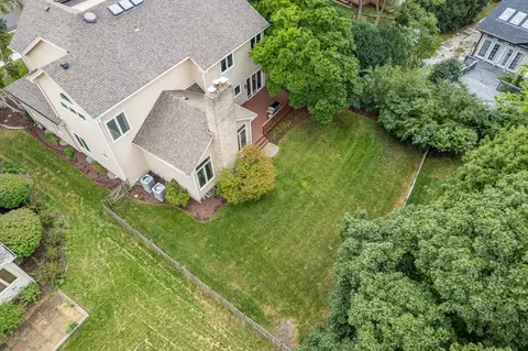 View/Area - 4020 White Eagle Dr, Naperville, IL 60564 photo 2 of 15