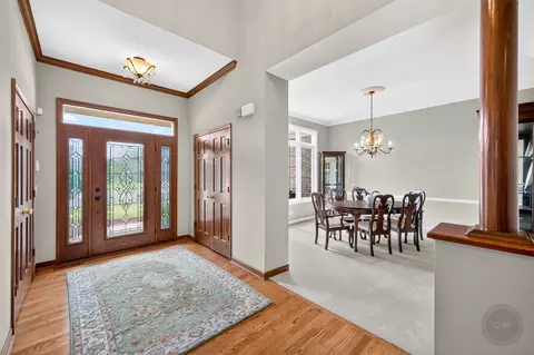 Entry Way - 4020 White Eagle Dr, Naperville, IL 60564 photo 4 of 12