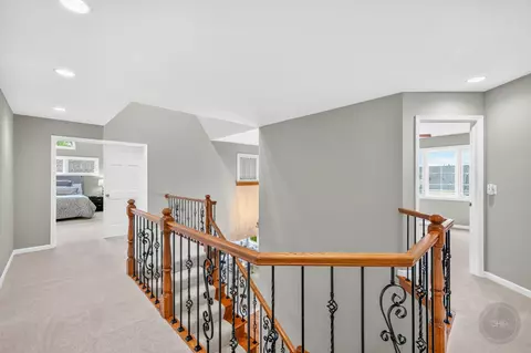 Entry Way - 4020 White Eagle Dr, Naperville, IL 60564 photo 10 of 12