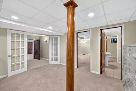 Entry Way - 4020 White Eagle Dr, Naperville, IL 60564 photo 11 of 12
