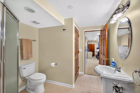 Bath - 4020 White Eagle Dr, Naperville, IL 60564 photo 11 of 11
