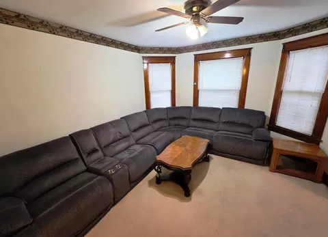 Living - 234 N Cherry St, Centralia, IL 62801 photo 3 of 5
