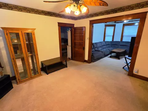 Living - 234 N Cherry St, Centralia, IL 62801 photo 5 of 5