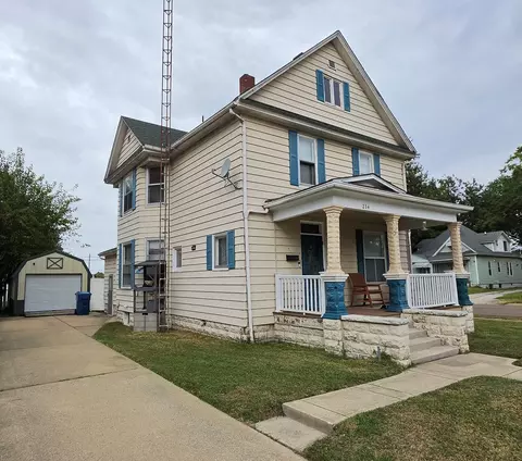 Exterior - 234 N Cherry St, Centralia, IL 62801 photo 2 of 9