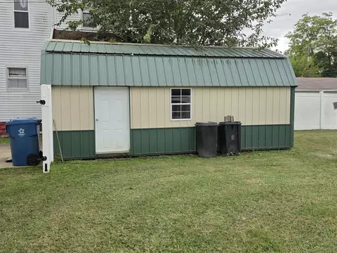Exterior - 234 N Cherry St, Centralia, IL 62801 photo 9 of 9