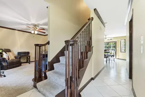 Entry Way - 10 S Hampton Ct, Crete, IL 60417 photo 1 of 1