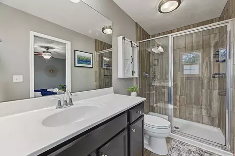 Bath - 2912 Conlor Dr, Bloomington, IL 61704 photo 1 of 4