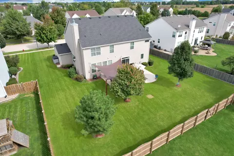 View/Area - 404 Hackney Ln, Oswego, IL 60543 photo 4 of 6