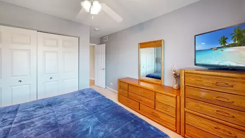 Bedroom - 404 Hackney Ln, Oswego, IL 60543 photo 5 of 7