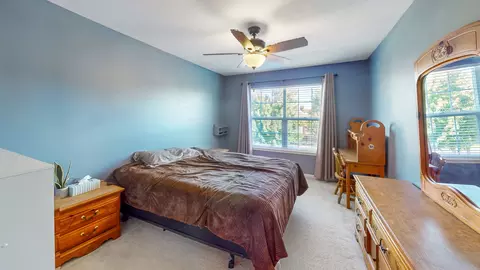Bedroom - 404 Hackney Ln, Oswego, IL 60543 photo 3 of 7